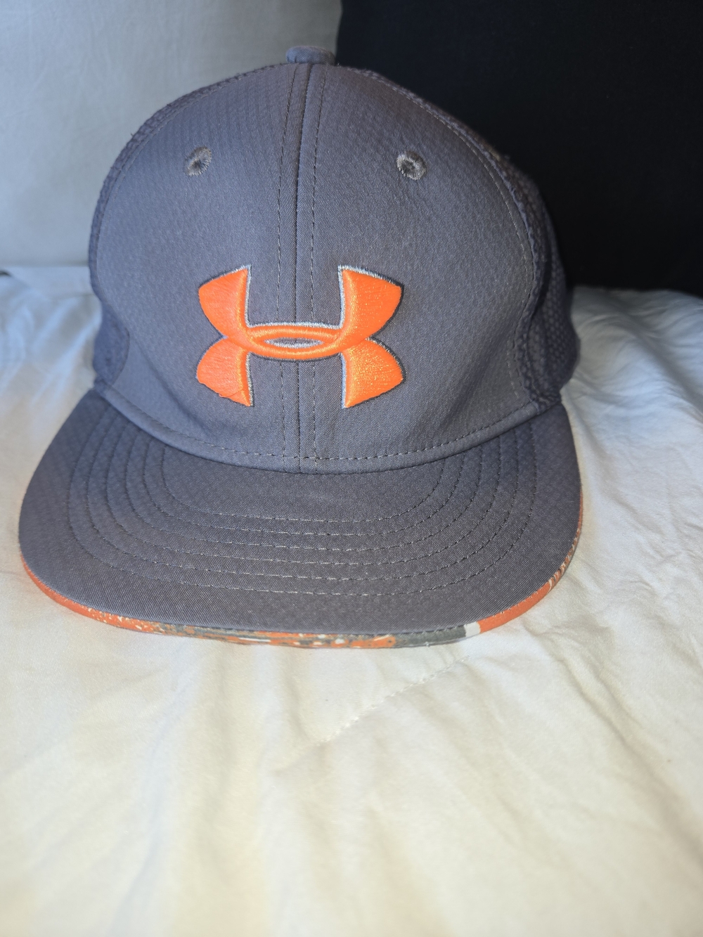 Under Armour Kids' Gray & Orange Logo Baseball Cap